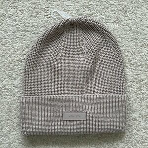 NWOT Athleta Beanie